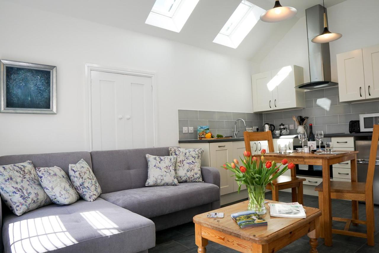 The Annex, Tregoddick Barn Apartment Пензанс Екстериор снимка